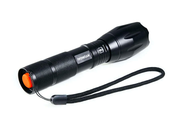 Hyundai Verlichting – Oplaadbare zaklamp met USB – Met reiskoffer en batterijen